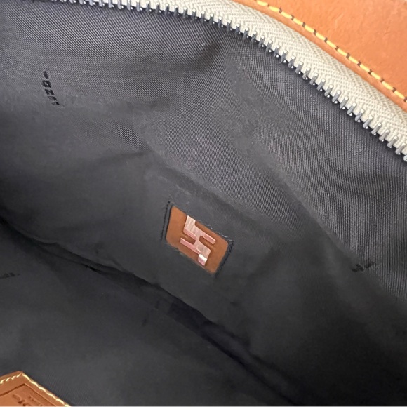 AUTHENTIC FENDI NATURAL CANVAS HOBO SHOULDER BAG WITH LEATHER TRIM, ITALY - Picture 5 of 9